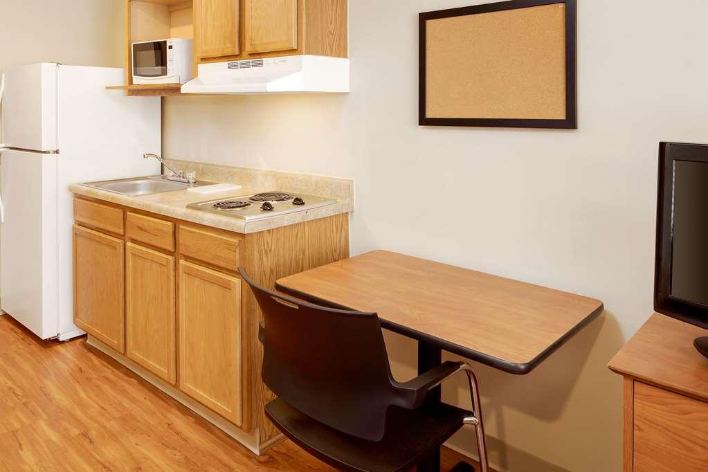 Extended Stay America Select Suites - Cleveland - Mentor Room photo