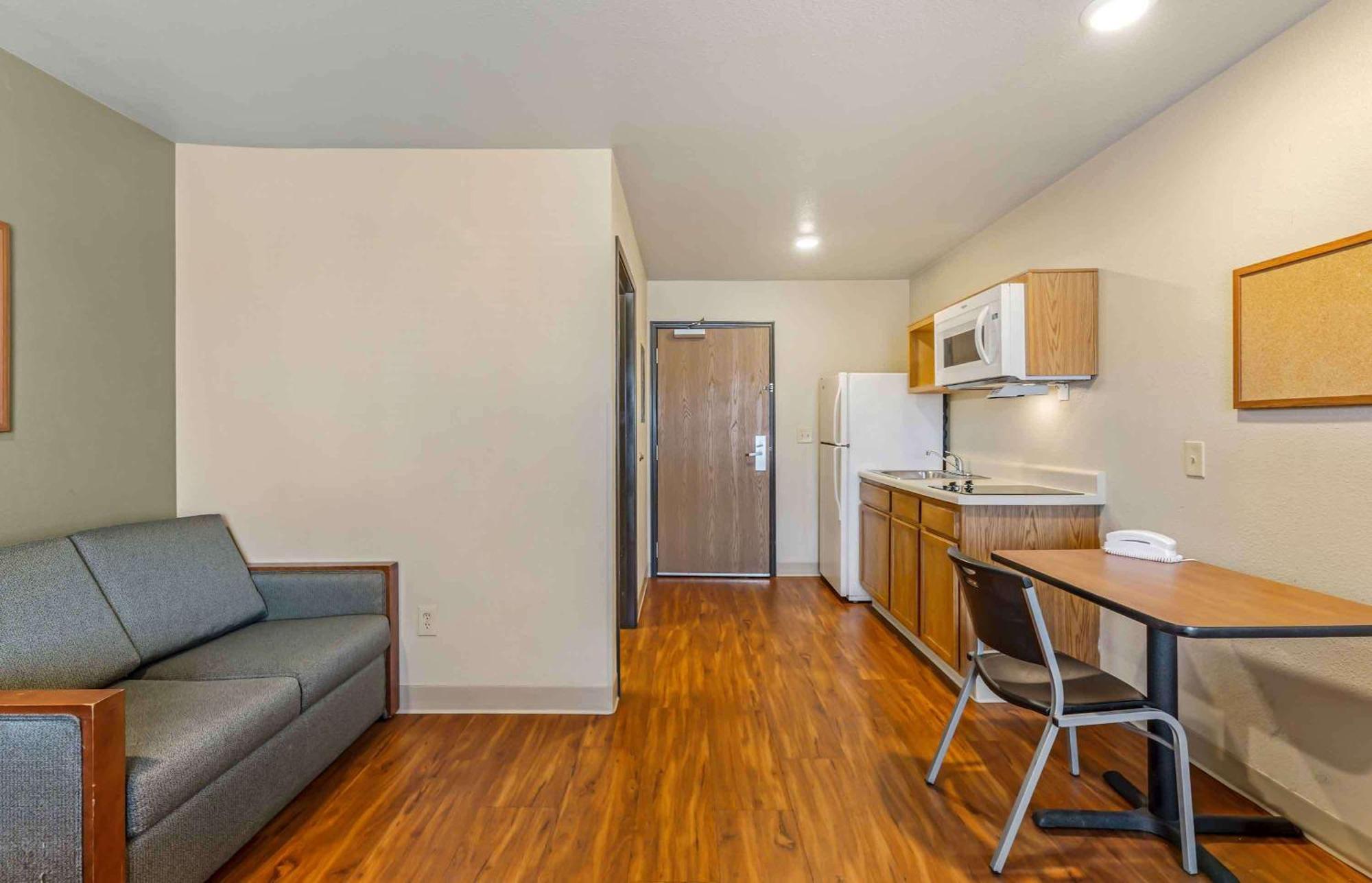 Extended Stay America Select Suites - Cleveland - Mentor Exterior photo