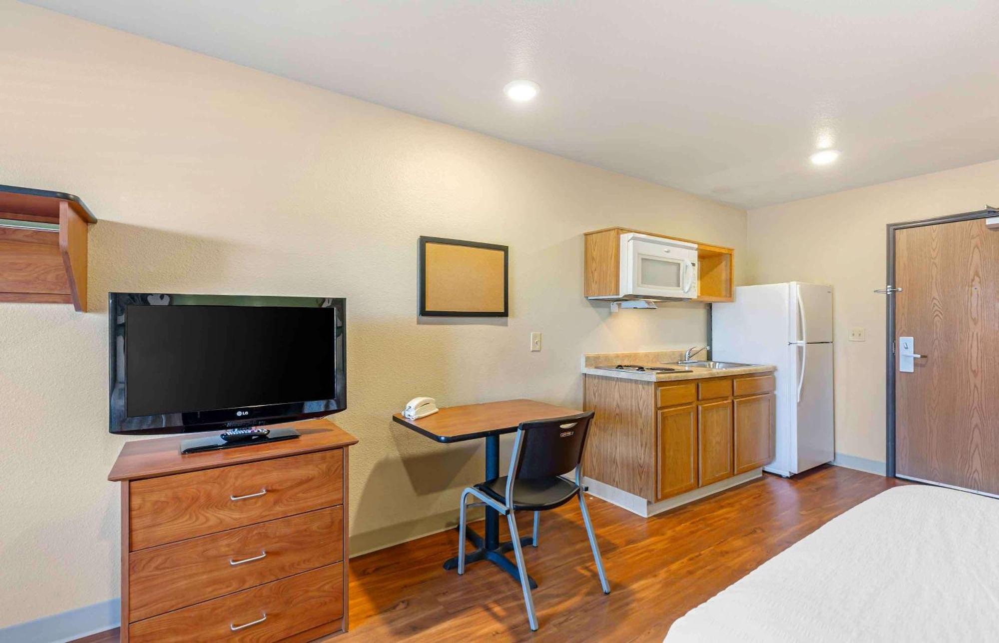 Extended Stay America Select Suites - Cleveland - Mentor Exterior photo